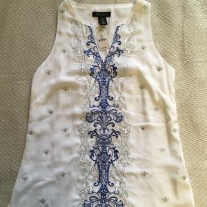 White House | Black Market Flowy Patterned Shirt